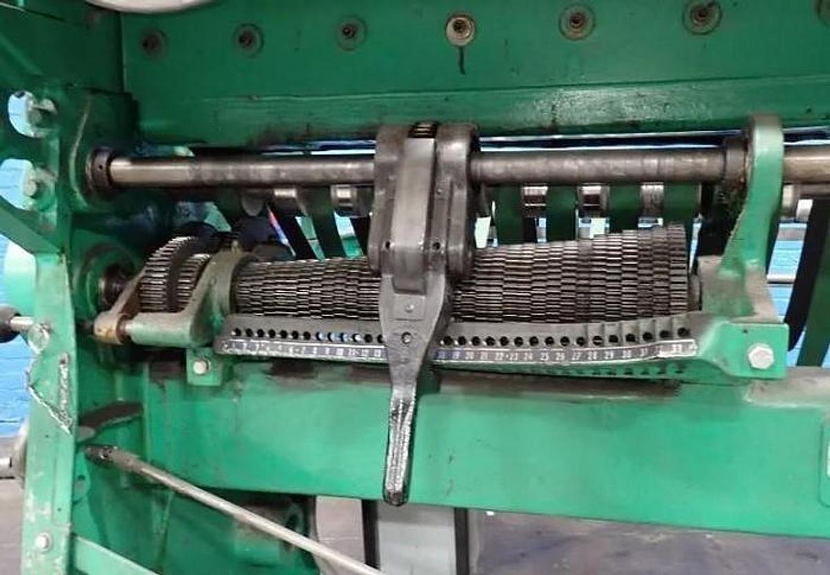 Used 72" BECK ROTARY KNIFE SHEETER WITH OUTPUT CONVEYOR