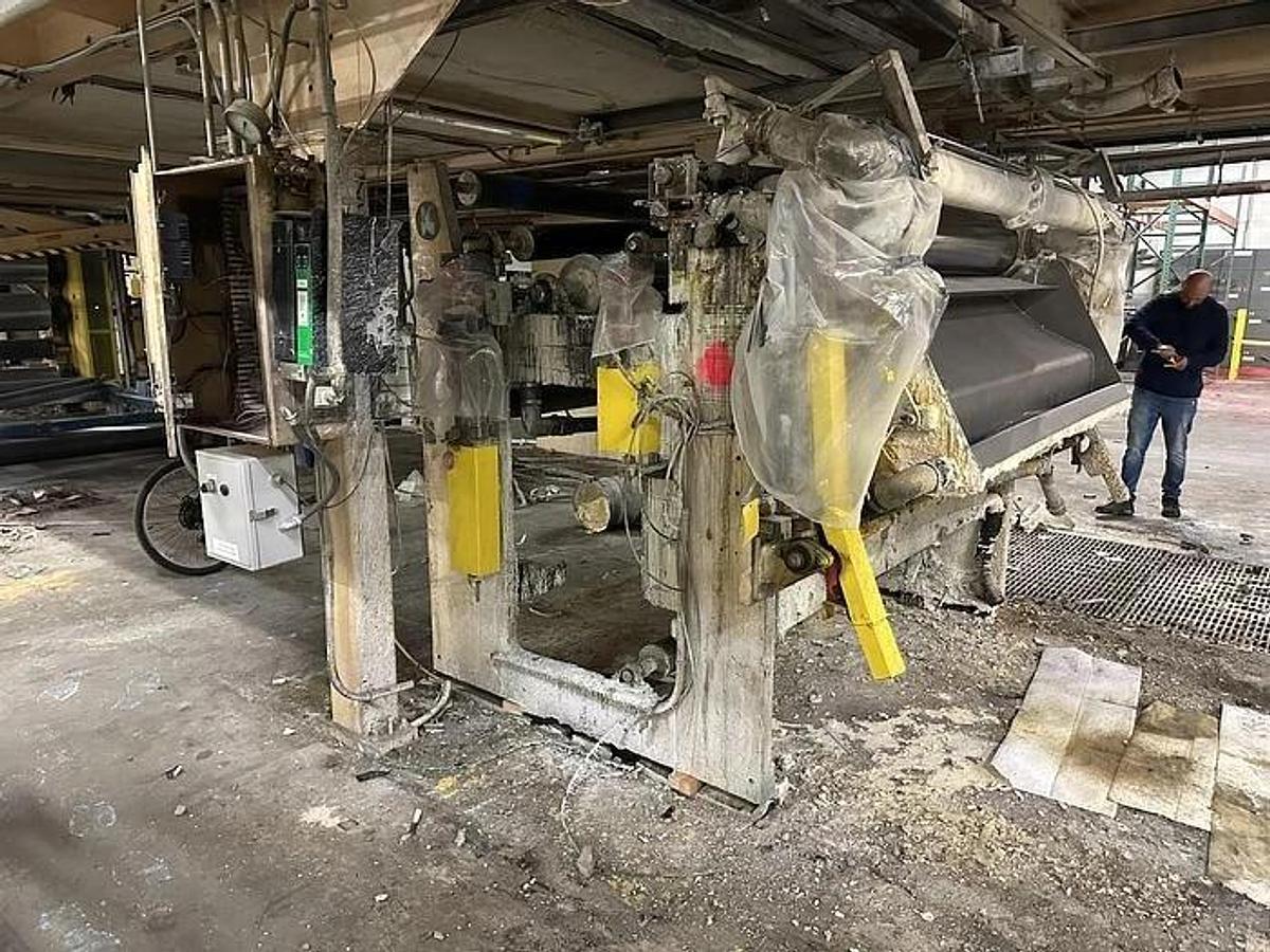 Used 62" BLACK CLAWSON AIR KNIFE COATER WITH MAYER ROD ASSEMBLY