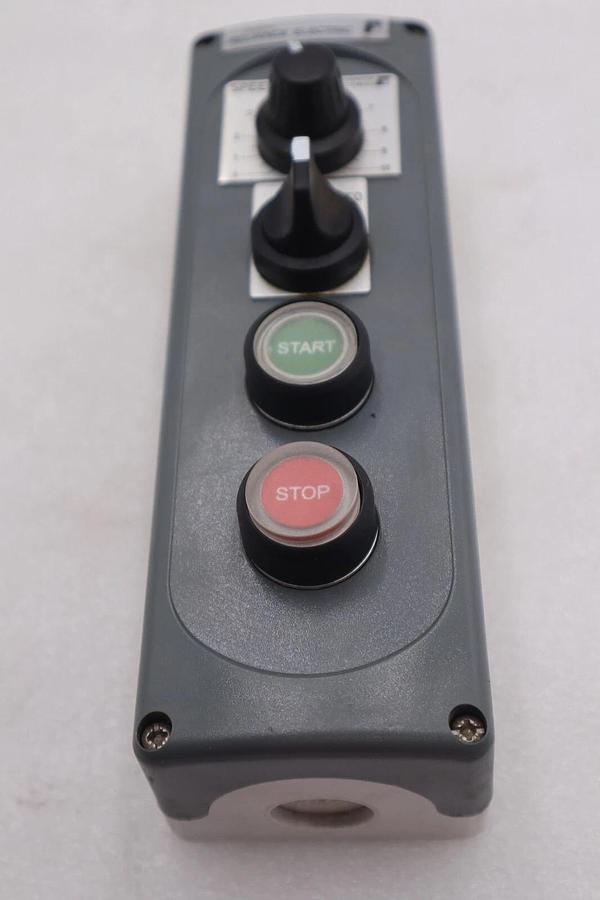 RELIANCE ELECTRIC START PUSH BUTTON STOCK #4097