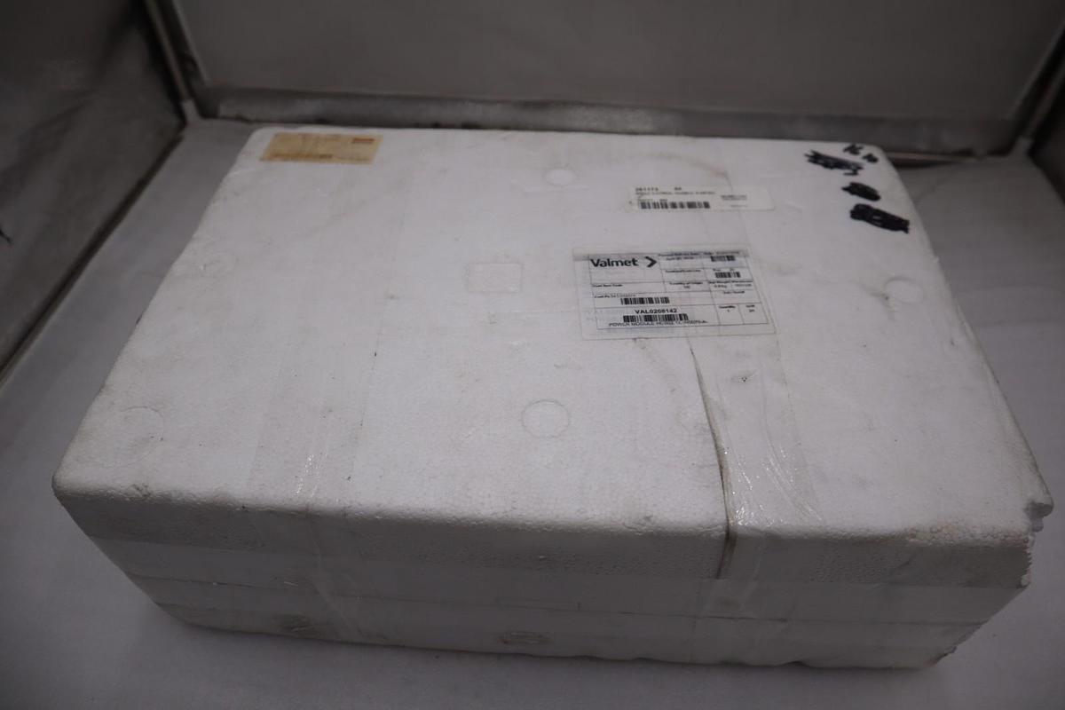 Used NEW OPEN BOX Bosch Rexroth HCS02.1E-W0070-A-03-NNNN Compact Converter STK H1950