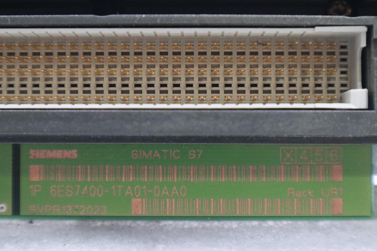 Used SIEMENS 6ES7400-1TA01-0AA0 SIMATIC S7 Rack UR1, 18 SLOT STOCK 4768