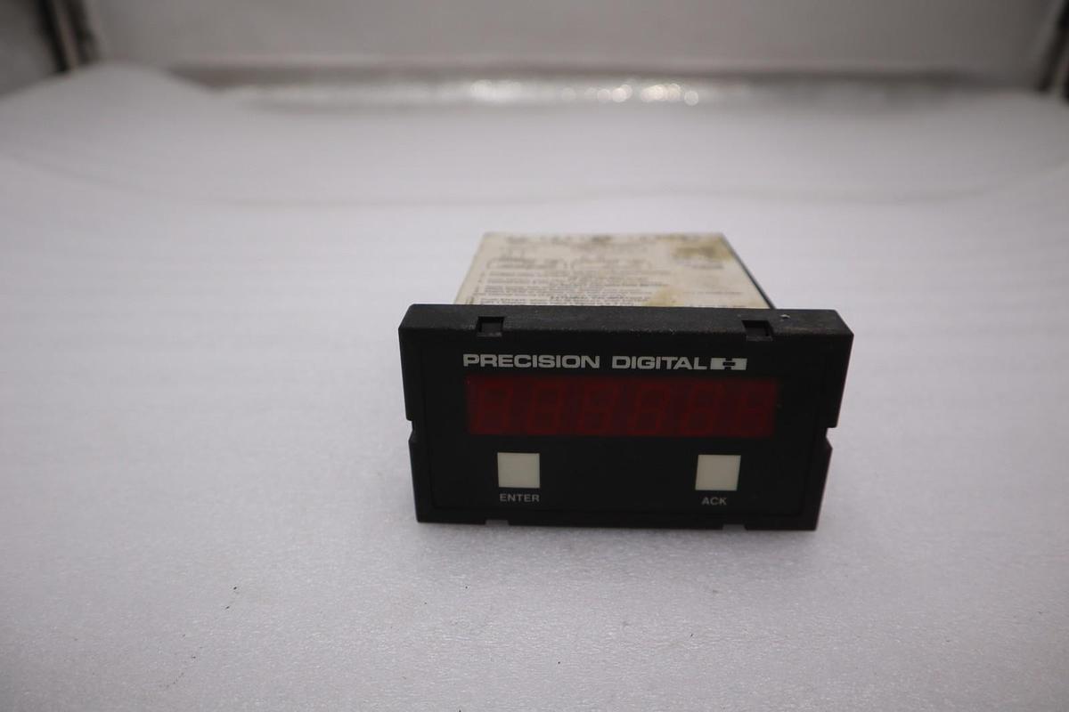 Used PRECISION DIGITAL PD690-3-16 115 VAC Universal Process Meter STK L202CC