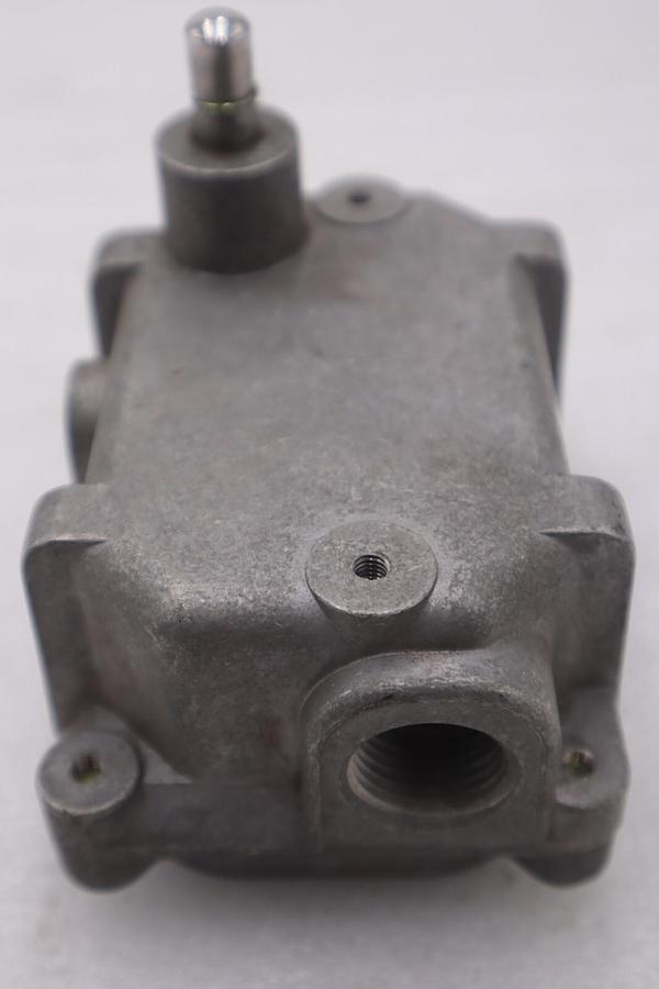 Used Micro Switch 22EX22 Explosion Proof Snap Switch Side Plunger STOCK K-3641