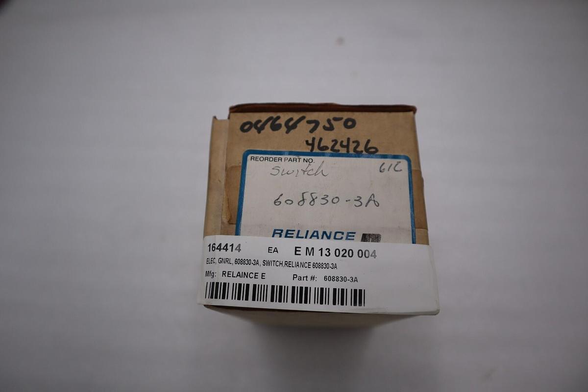 Used RELIANCE ELECTRIC 608830-3A TYPE 716 SIZE-1600A AUXILIARY CONTACT BLOCK G446A