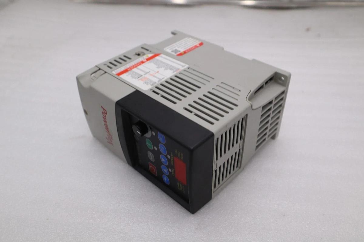 Used Allen Bradley AB 22A-D2P3N104 /A PowerFlex 4 AC Drive 1HP 3Ph 480V STOCK H1806