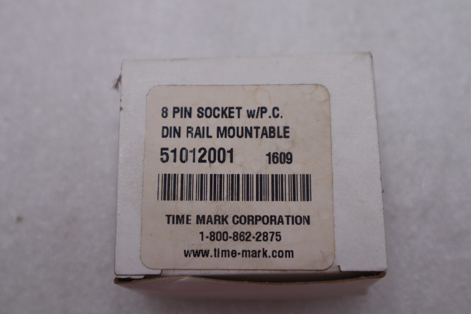 Used NEW OPEN BOX Time Mark 51012001 8-Pin Socket 600V DIN Rail Mountable STK L-321-A