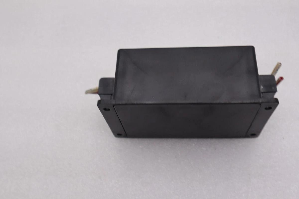 Used CONTROL CONCEPTS I-105 ISLATROL ACTIVE TRACKING FILTER 120VAC 50/60HZ 5A #L-634