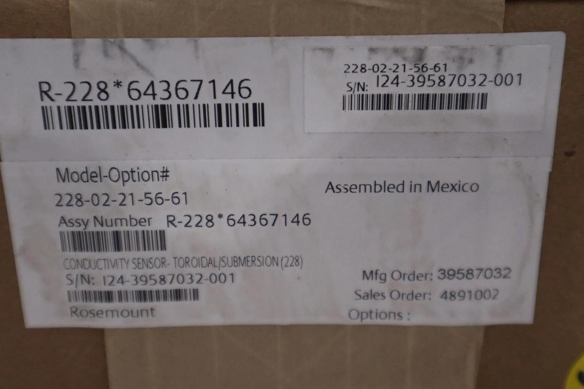 Used ROSEMOUNT 228-02-21-56-61 ANALYTICAL CONDUCTIVITY PROBE TOROIDAL SEALED - GF883