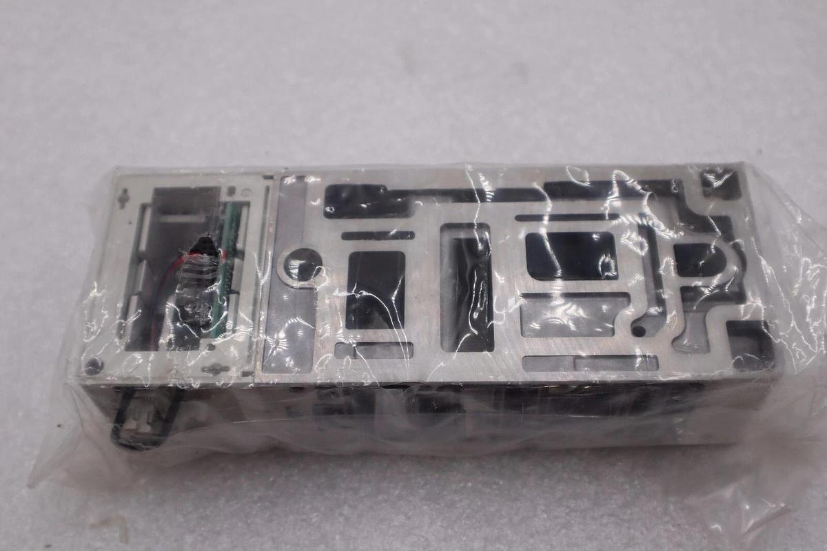 Used NEW SMC VVQC5000-1B-D-BT Manifold Block (65 UNITS AVAILABLE) STOCK S-345