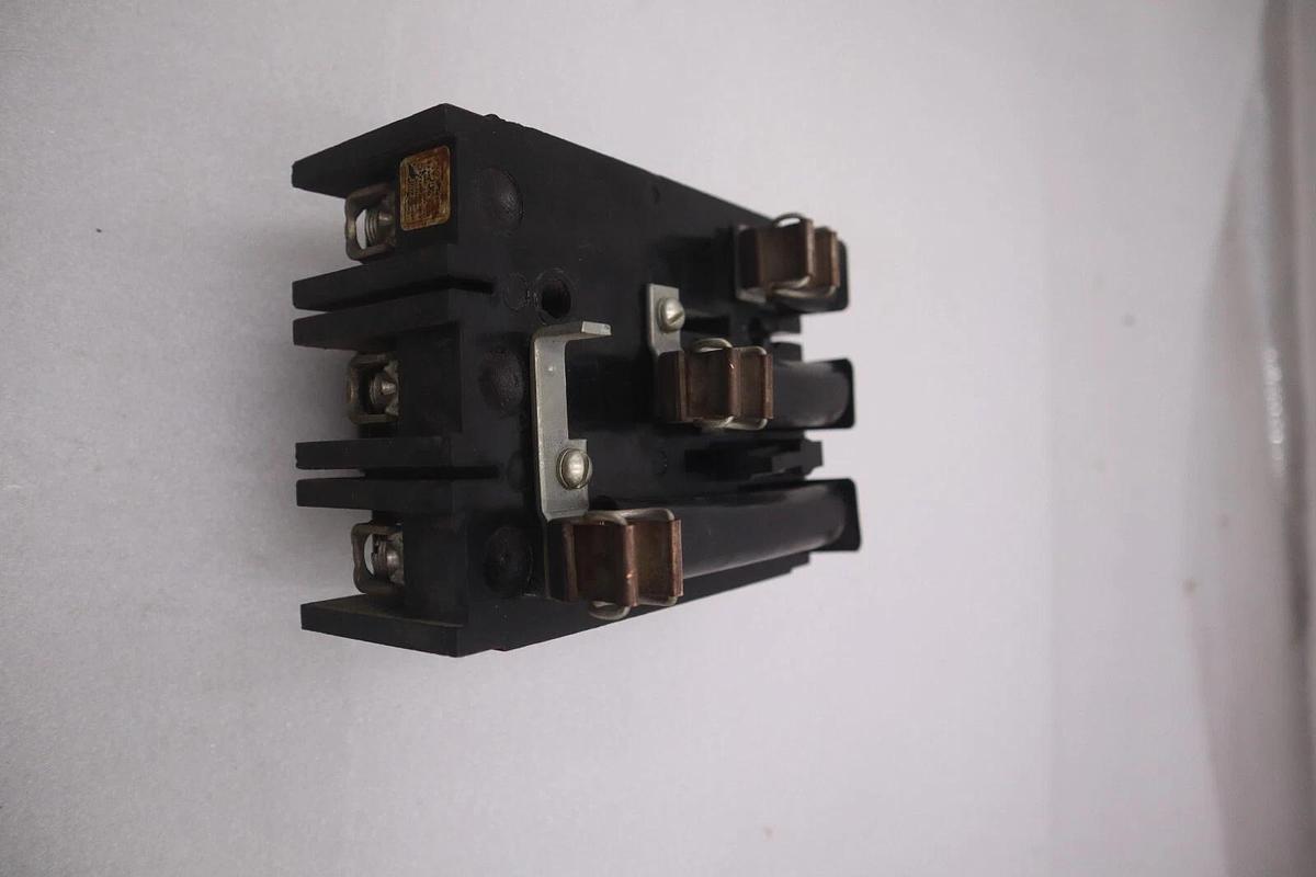Used Square D MH-370 70 Amp 3 Pole Plug in Circuit Breaker STOCK B-617