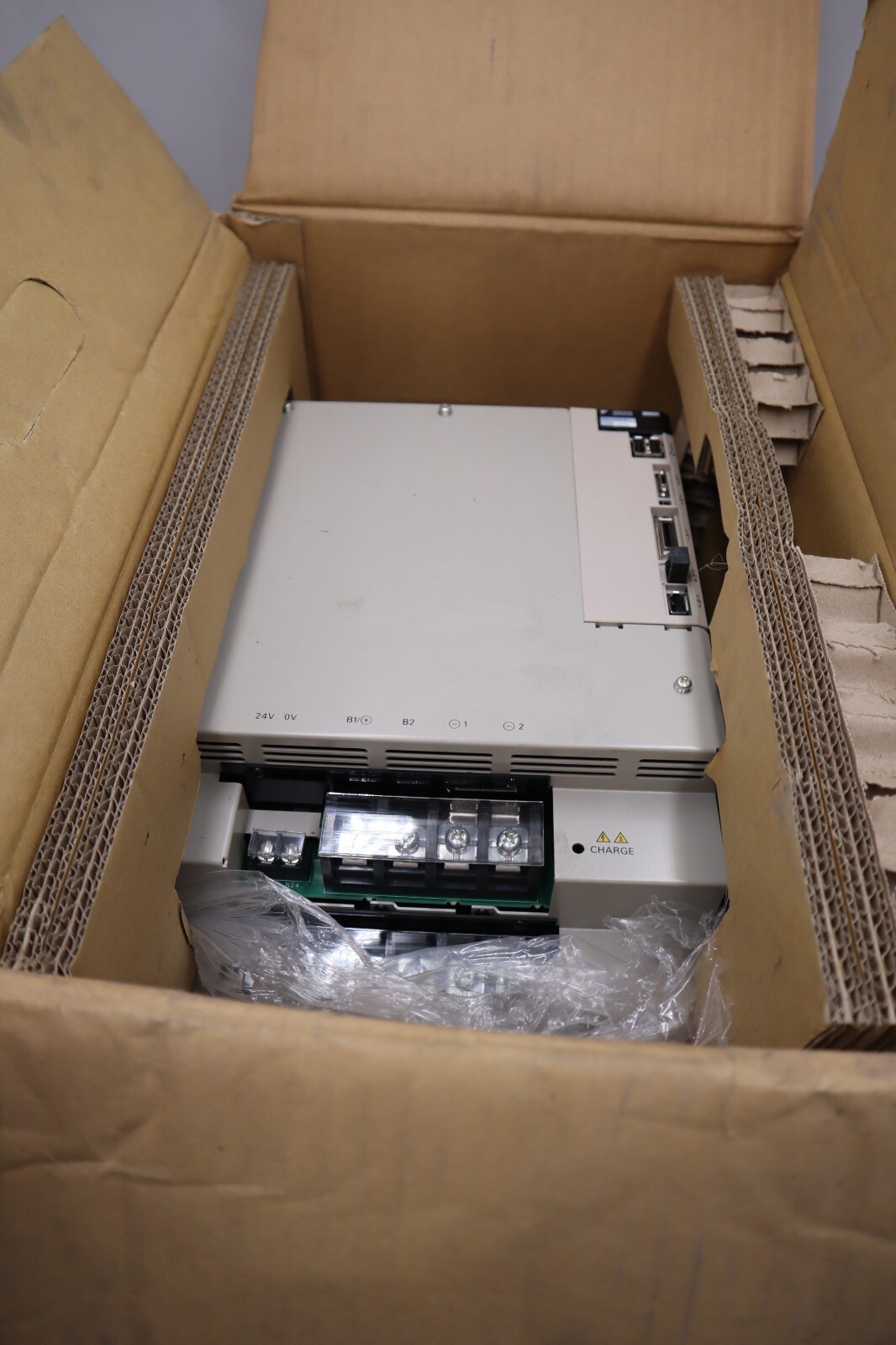 YASKAWA Electric SGDV-21011A002000 SERVOPACK SGDV-210D11A NEW DRIVE STOCK H814