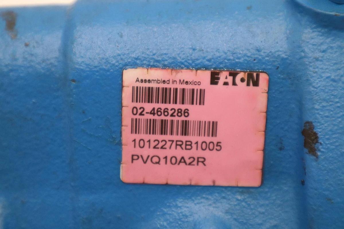 EATON PVQ10A2R NEW-NO BOX HYDRAULIC PUMP 02-466286 STOCK H945