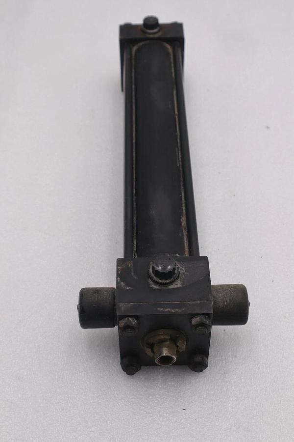 Used PARKER 02.00 CD2ANU49AC 9.540 FLUIDPOWER CYLINDER NEW STOCK #2519