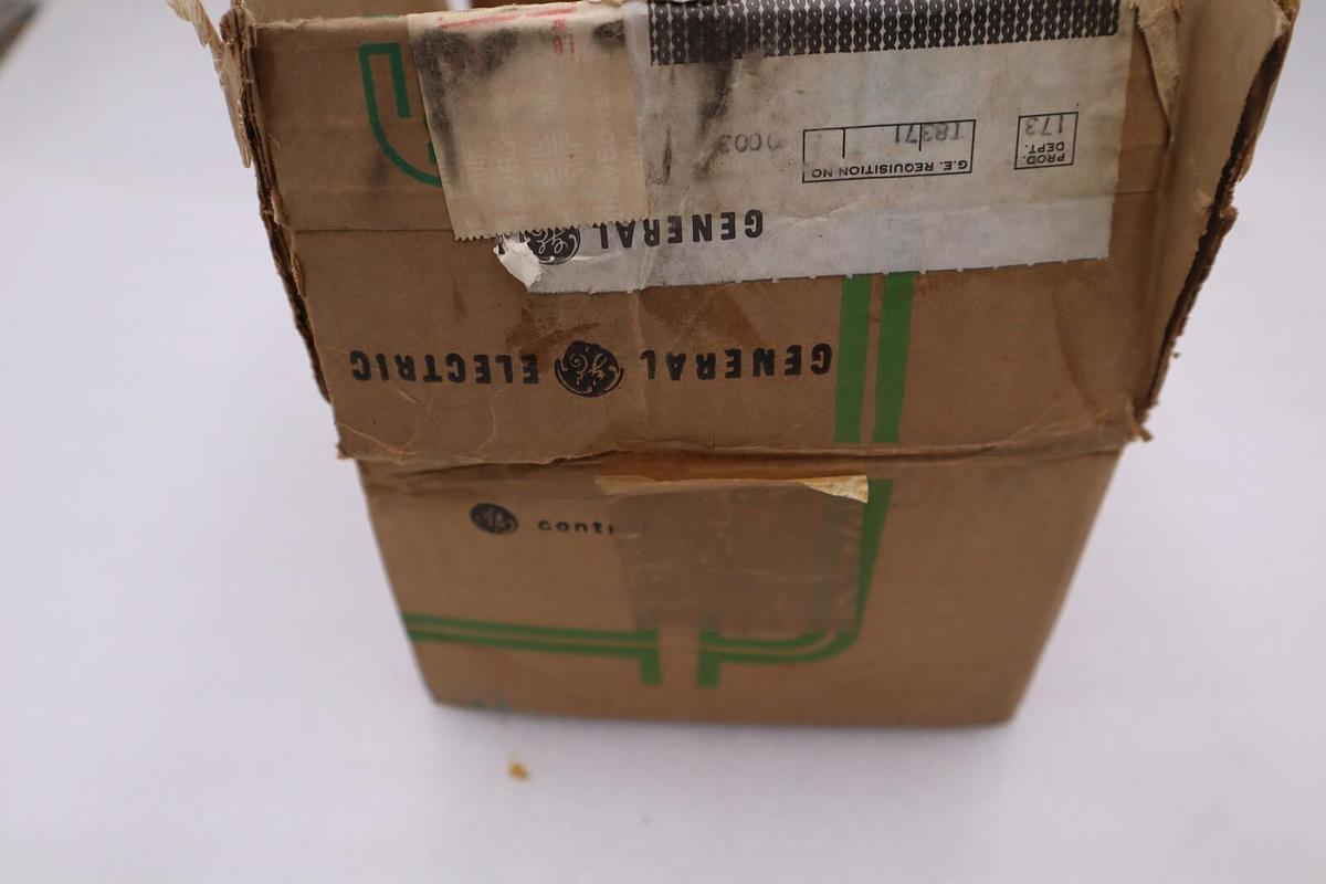 NEW GENERAL ELECTRIC CR120AD04049AA INDUSTRIAL RELAY STOCK G573A