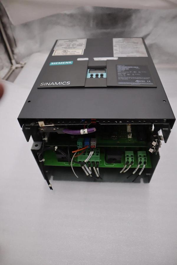 Used SIEMENS 6RA8018-2FV62-0AA0 DRIVE SINAMICS DCM 30A 480V - STOCK 5120CC