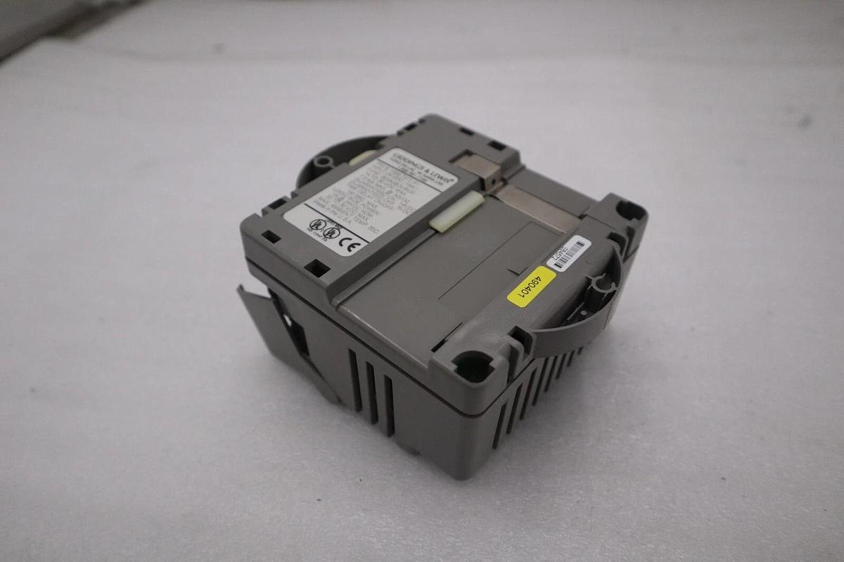 Used GIDDINGS & LEWIS M.1300.7372 R1 Input Module 24VDC SINK/SOURCE STOCK 637-D