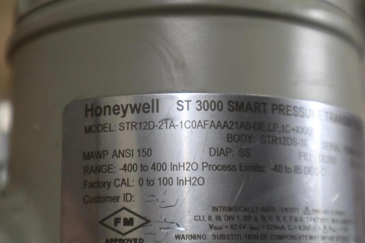 HONEYWELL ST3000 ST 3000 SMART PRESSURE TRANSMITTER STR12D-21A NEW UNIT #G701