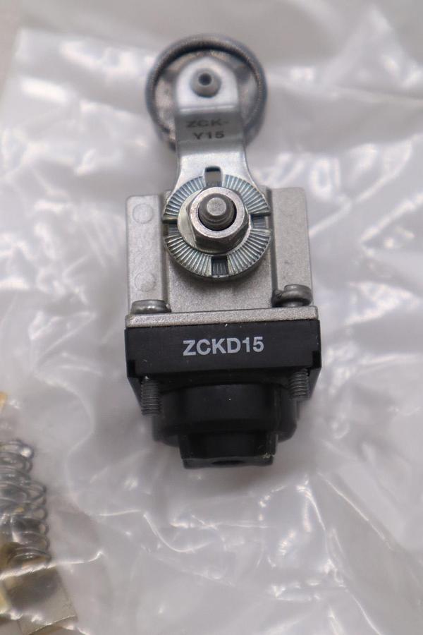 Used TELMECANIQUE ZCKD16 STOCK #L-448A