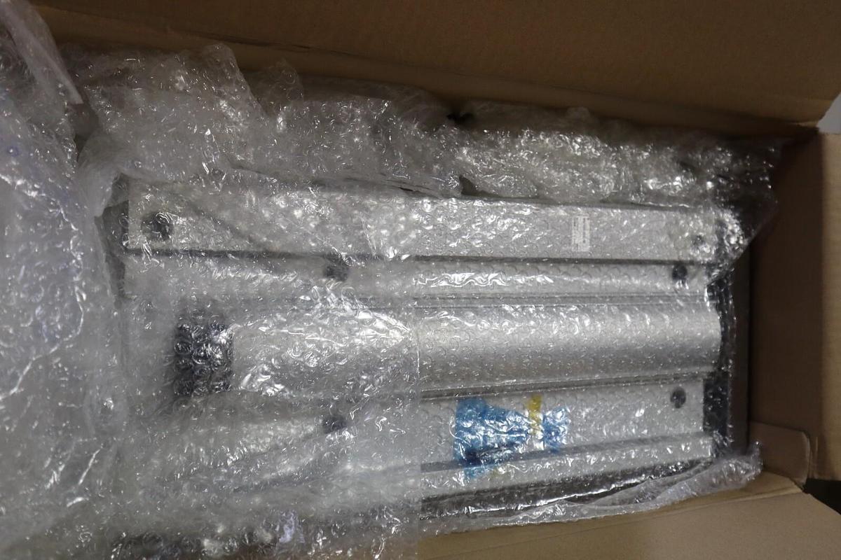 Used SMC MGPM80-350-HN COMPACT GUIDED PNEUMATIC CYCLINDER #1403-A