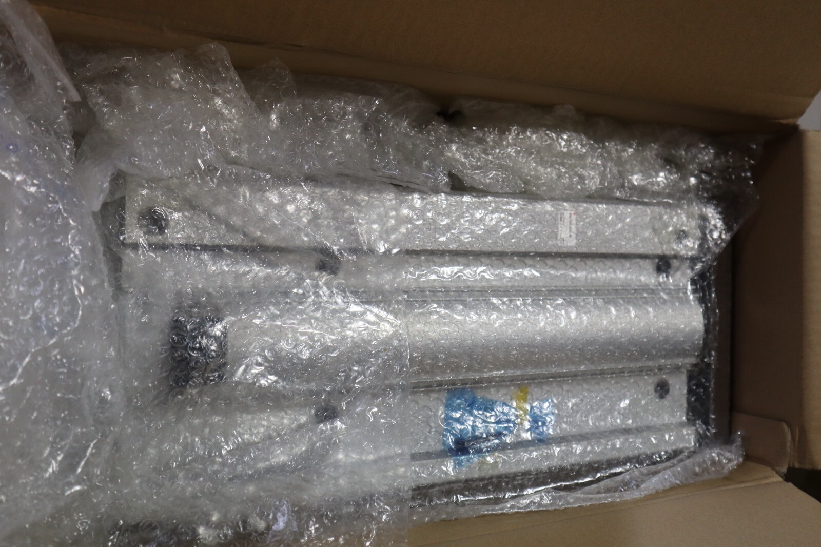 Used SMC MGPM80-350-HN COMPACT GUIDED PNEUMATIC CYCLINDER #1403-A