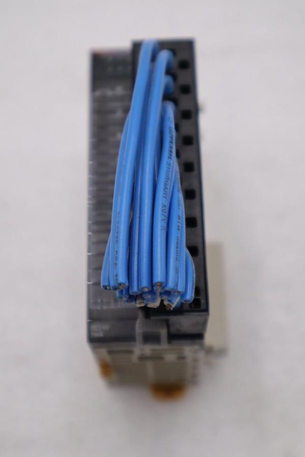 Used OMRON CJ1W-ID211 (SL) / CJ1WID211(SL) (USED) STOCK 5888A