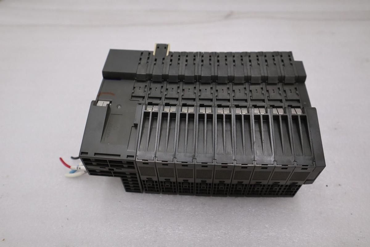 Used LOT OF SIEMENS PLC MODULES (AS PHOTOGRAPHED) STOCK G-383B