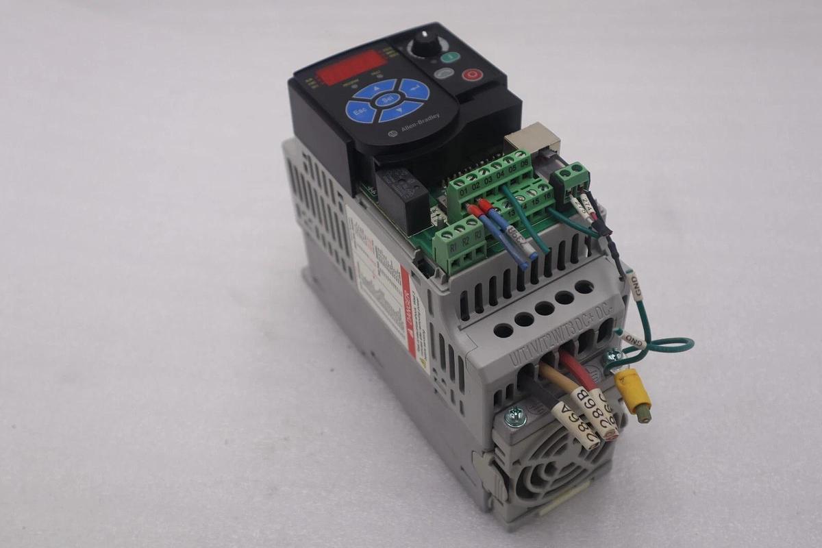 Used Allen-Bradley 22F-D1P5N103 Power Flex 4M 0.4 kW 0.5 HP AC Drive STOCK B-1383