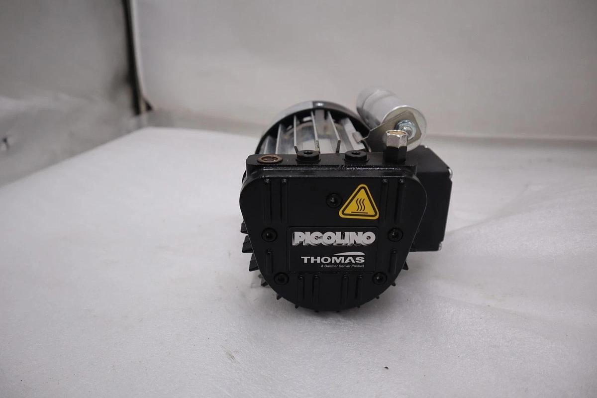 Used NEW THOMAS VTE 3 ART NO 25130111 / SER 30245020 VACUUM PUMP STOCK 5370