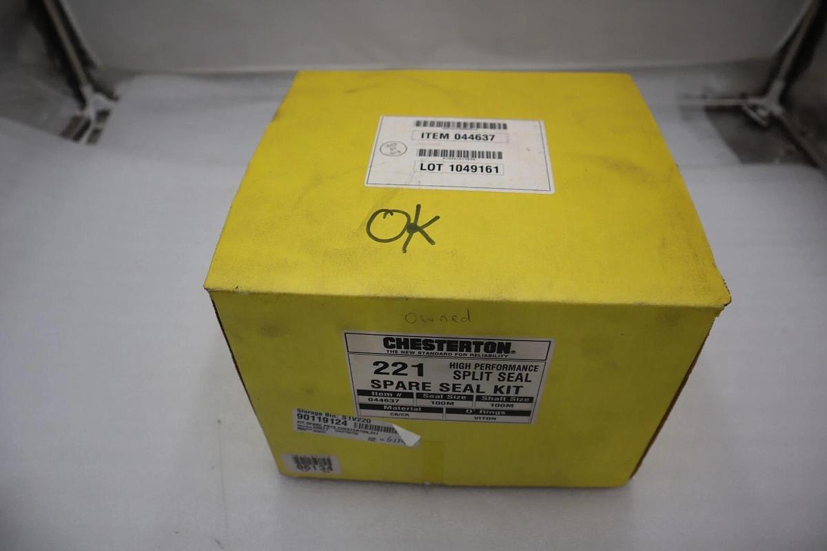 Used NEW IN BOX CHESTERTON 221 High Performance Split Seal Spare Kit  STOCK 2947B
