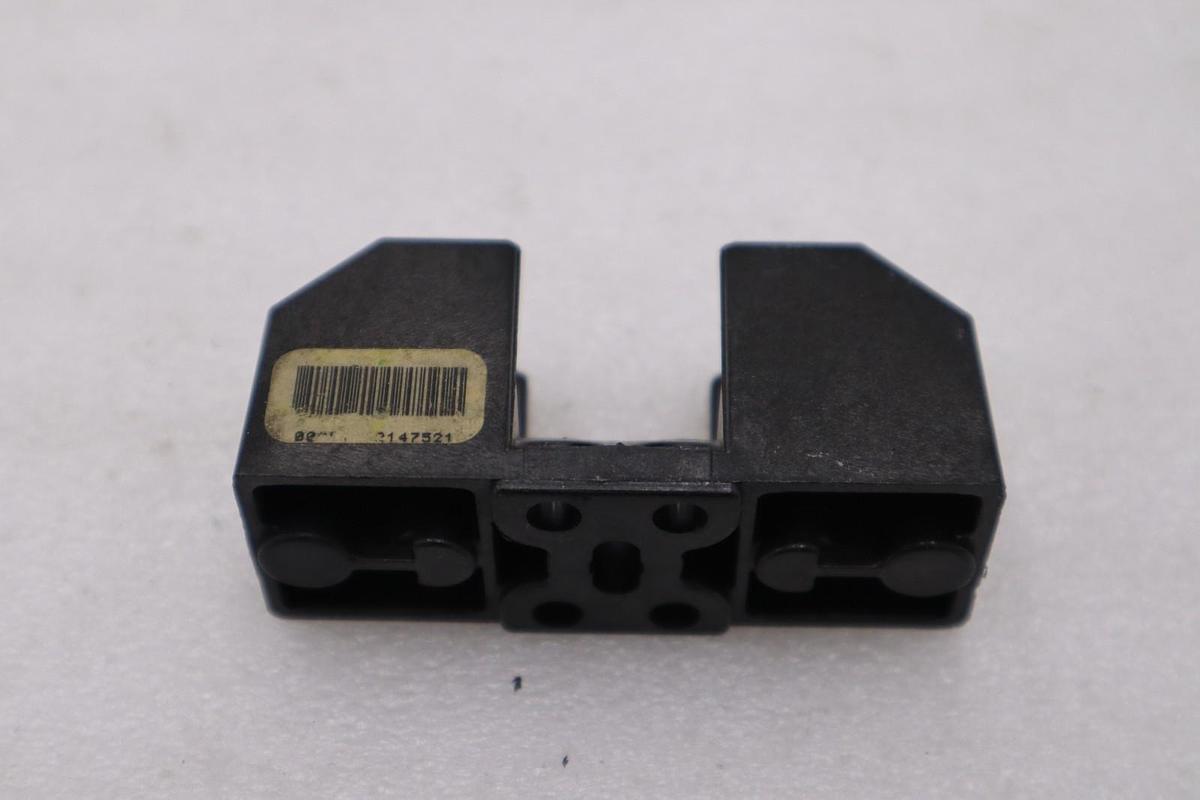 Used LOT OF 6 - EATON CORPORATION R25030-1SR FUSE HOLDER STOCK H605A