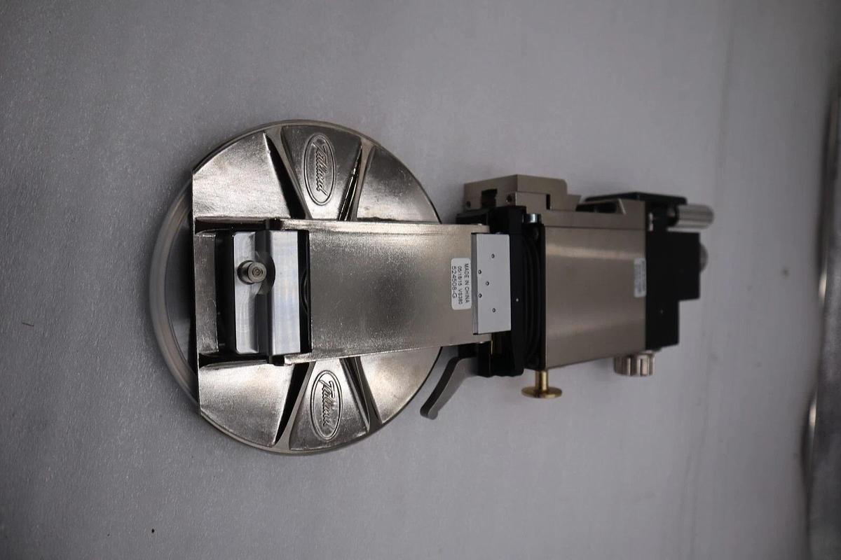 Used NEW MAXCESS TIDLAND PERFORMANCE AUTOMATIC II KNIFEHOLDER STOCK S-647