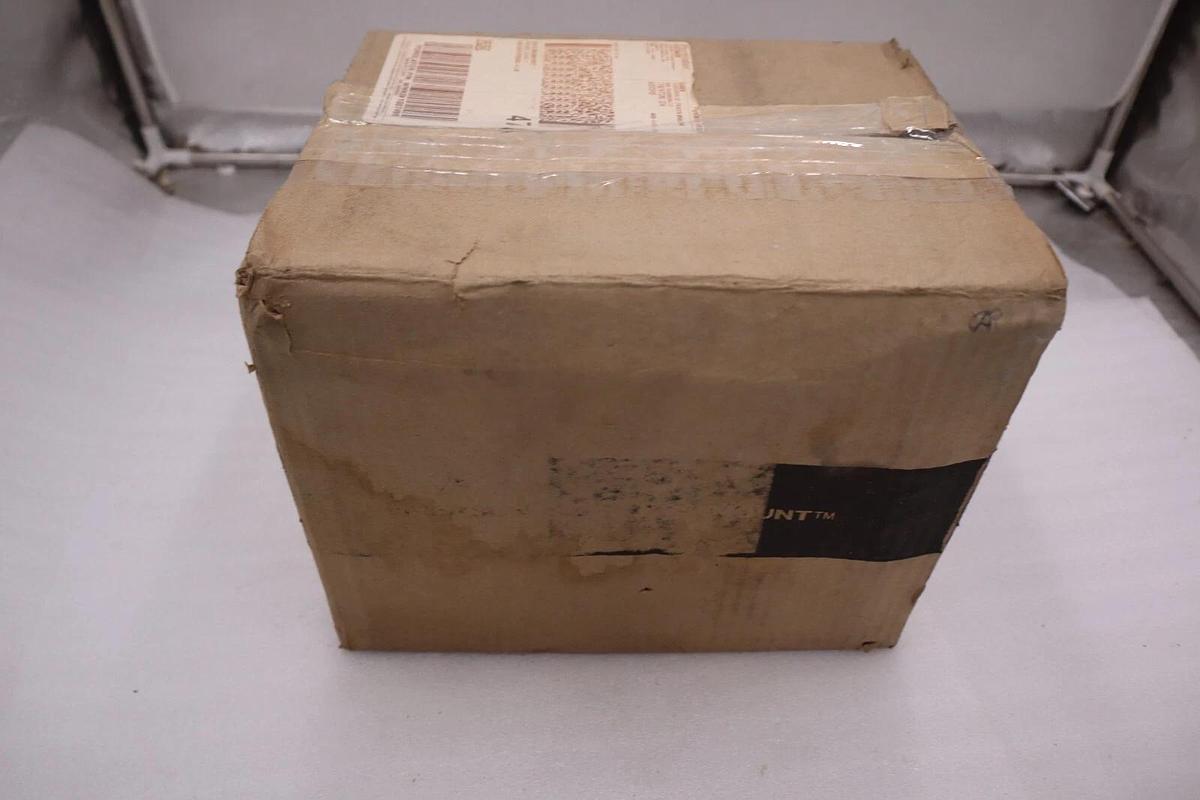 Rosemount 1066-T-HT-60 Liquid Analytical Transmitter, New WITH BOX STOCK 5587A