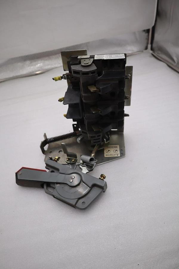 Used Allen Bradley 1494V-DS30 Disconnect 30 Amp 600 VAC Ser. D STOCK 5848