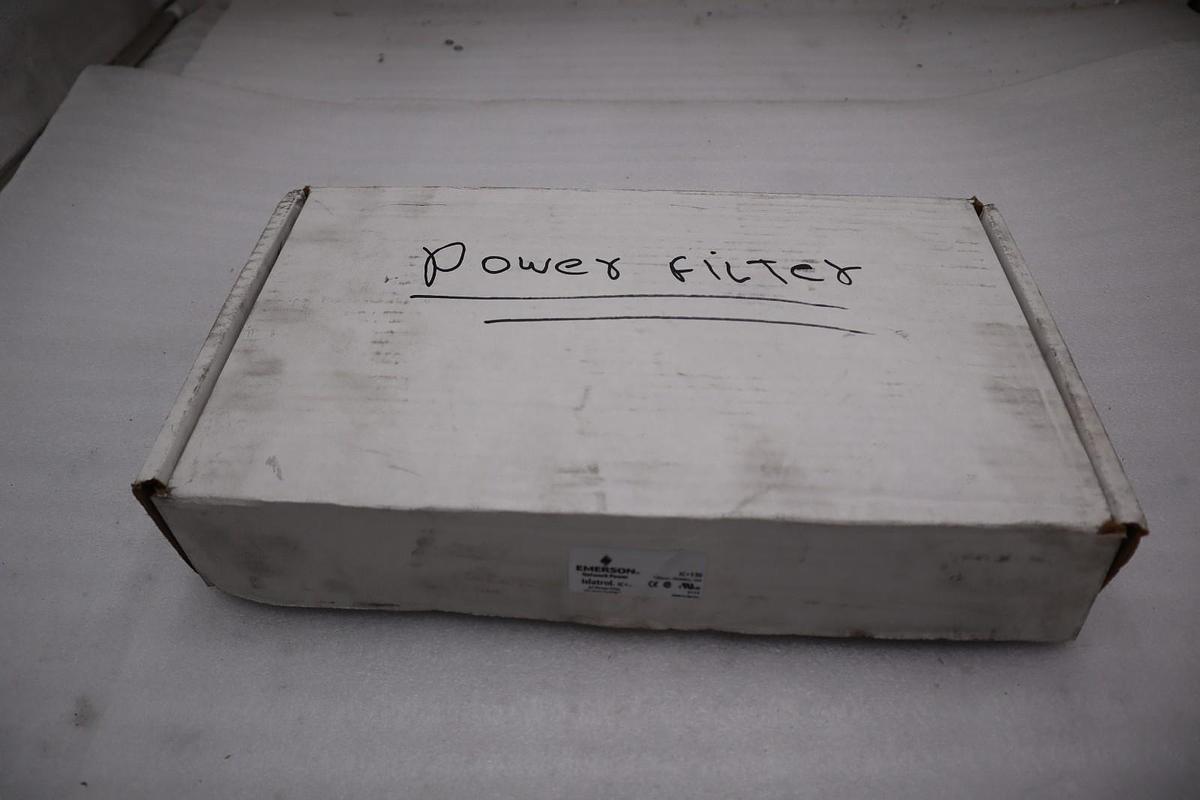 Used NEW EMERSON IC+130 ISLATROL AC POWER FILTER 120VAC 50/60HZ IC130 STOCK 5192CC
