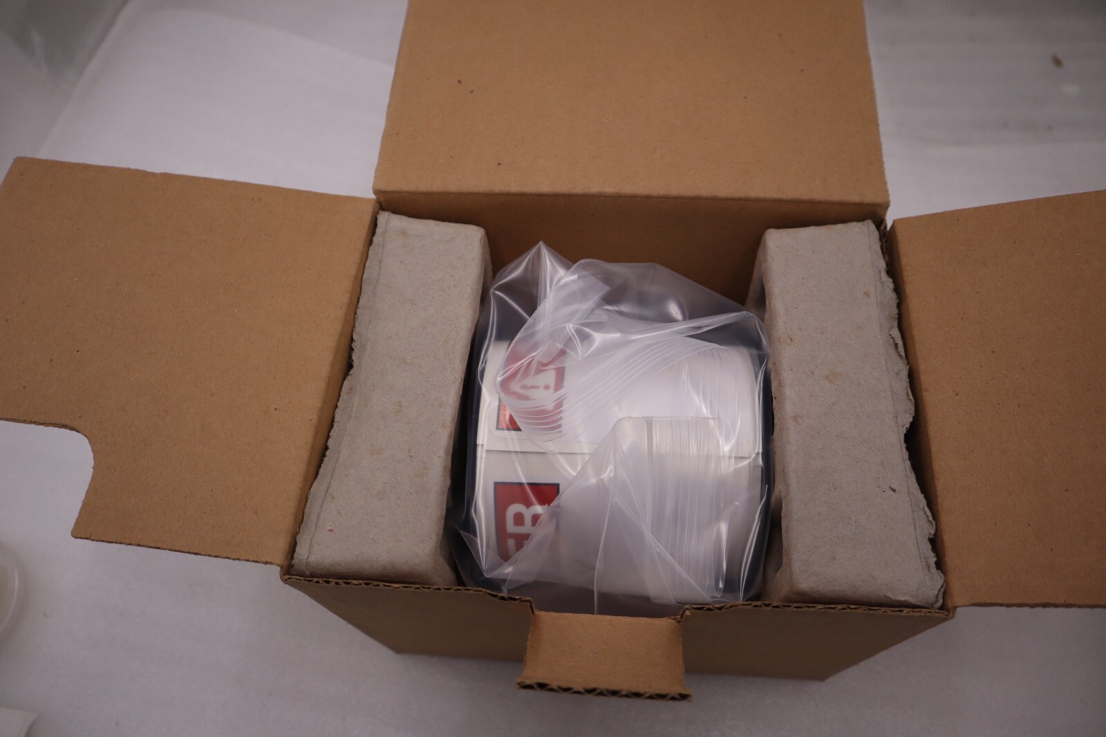 NEW IN BOX BRADY B30-25-595-ANSIDA Label Red/White 4.000 In. 6XHA0 STOCK H96