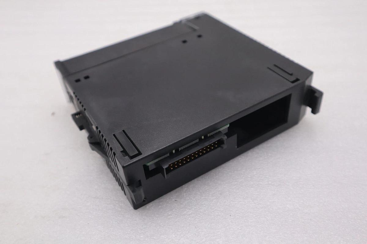 Used GE FAUNC IC693MDL940D OUTPUT MODULE STOCK #L-560-C