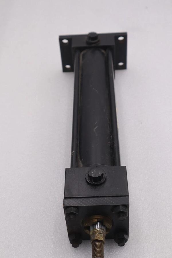 Used PARKER 02.00 CH2ANU44AC 6.010 FLUIDPOWER CYLINDER NEW STOCK #2520