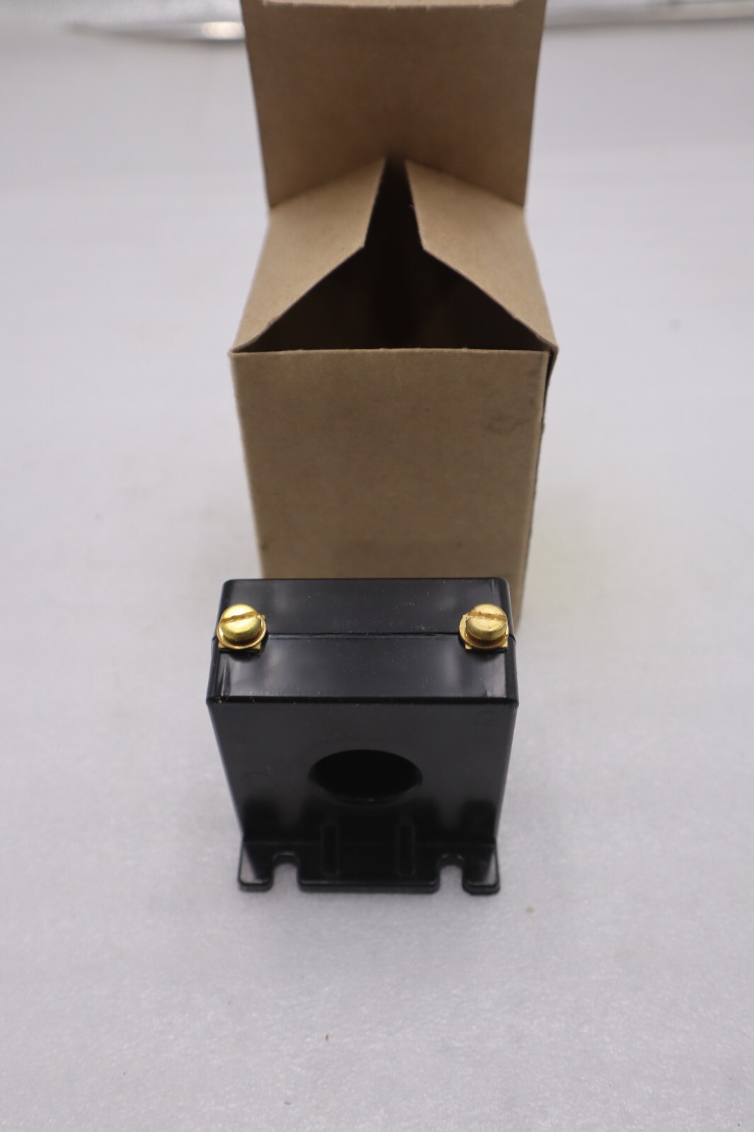 Used CR MAGNETICS CR4320-50 / CR432050 (NEW WITH BOX) STOCK G765A