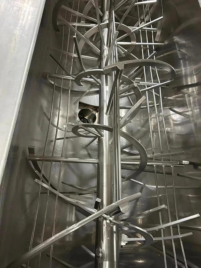 Used J.H. DAY STAINLESS STEEL DOUBLE SPIRAL RIBBON BLENDER APPROX 135 CUBIC FEET
