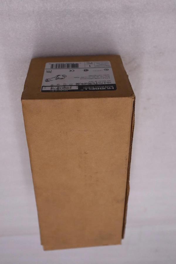 NEW OPEN BOX Hubbell HBL430P7W Connector 30A 480V 3 Phase STOCK 852B 783585404523