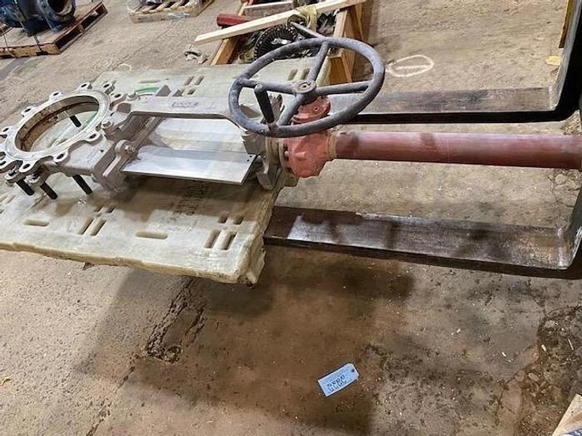 Used FNW MDL. 2020T14 SIZE 14" SLIDE GATE VALVE GATE 316 SS