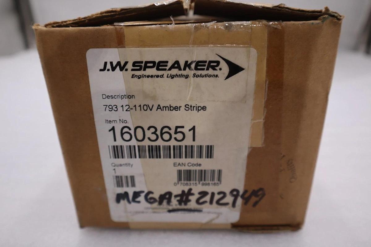 Used J.W. Speaker 1603651 793 12110V Amber Stripe Light - STOCK GF255A