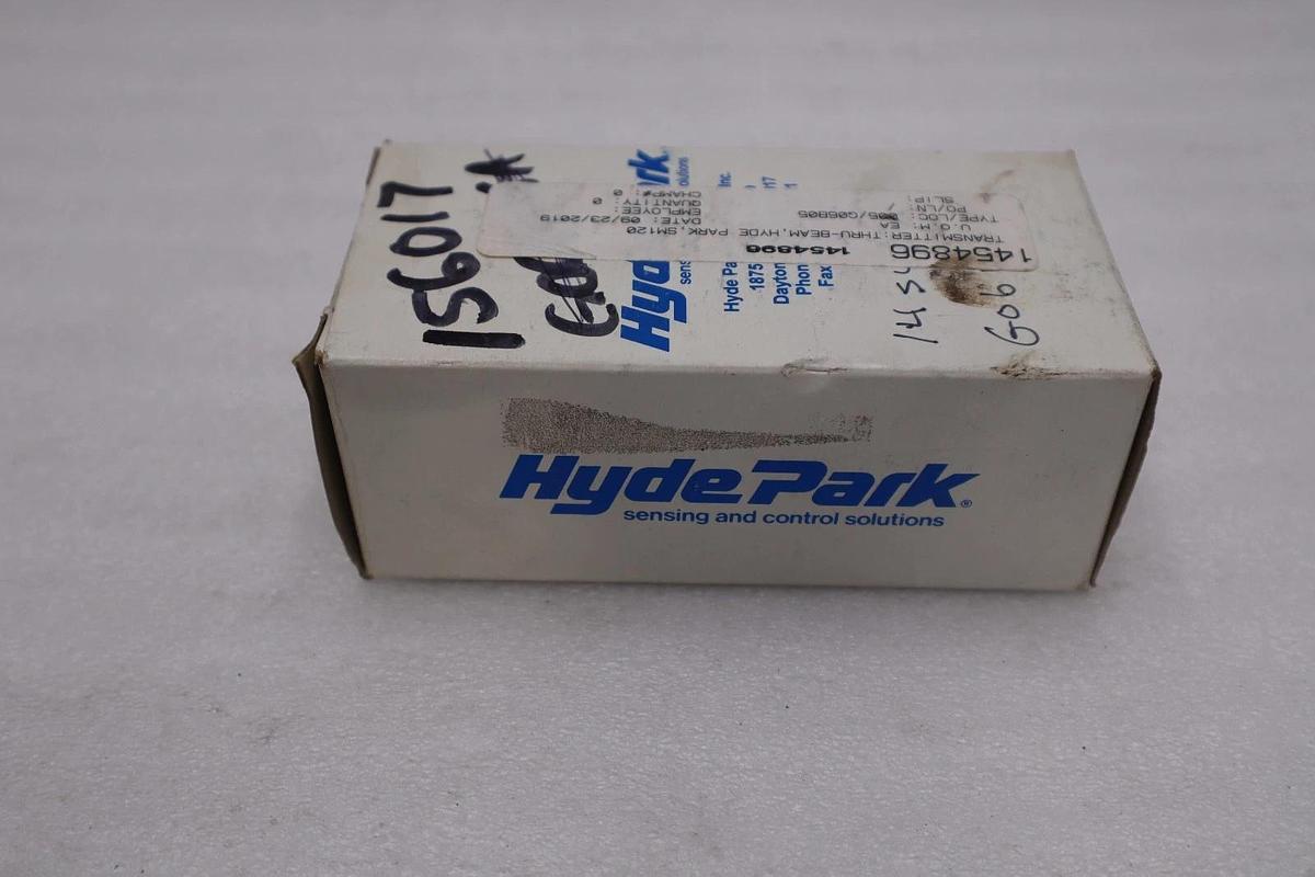 Used SCHNEIDER ELECTRIC SM120 THRU BEAM TRANSMITTER 15 VDC 60 MA MICROSONIC #H756A