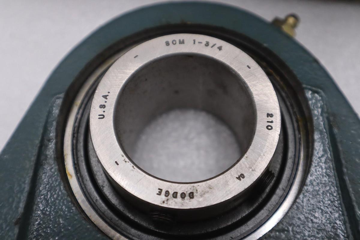 Dodge P2B-SCM-112 Pillow Block Bearing 1-3/4" Bore 2 Bolt Base - STOCK CC134