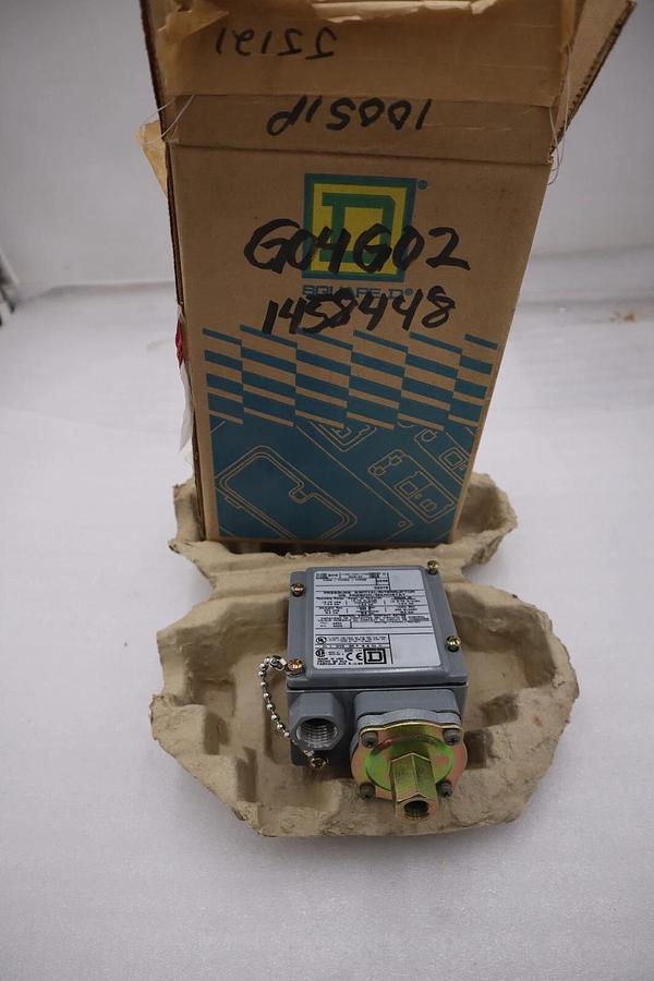 Telemecanique Sensors 9012Gaw24 Pressure Switch, 1-Port 1/4-18 In Fnpt, Dpdt, 785901024781