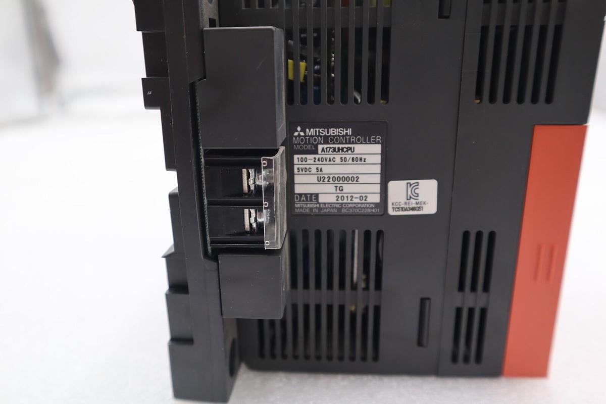 Used NEW MITSUBISHI A173UHCPU MOTION CONTROLLER W/ A178B-S1 8-SLOT BASE UNIT #L-701