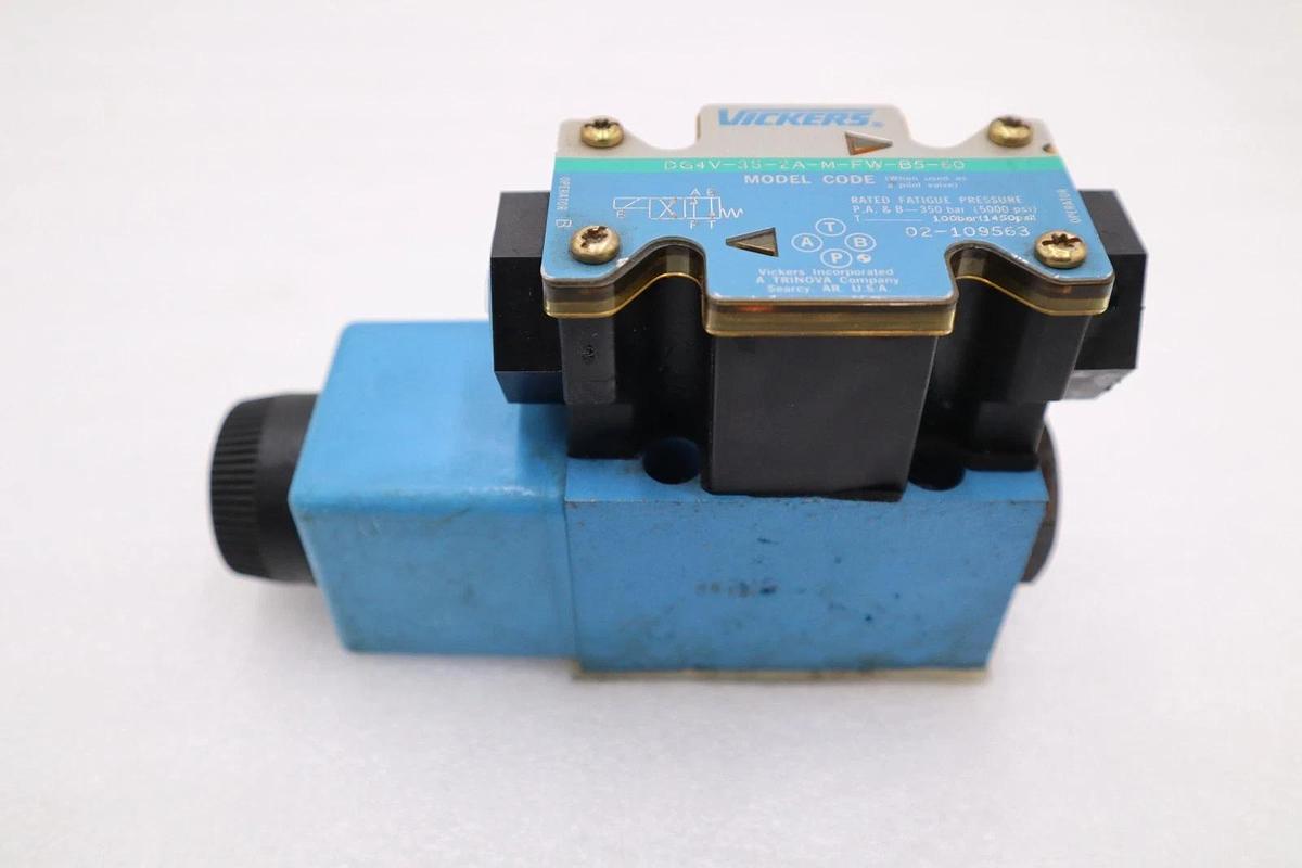 Vickers DG4V-3S-2A-M-FW-B5-60 Solenoid Valve NEW NO BOX STOCK H1627