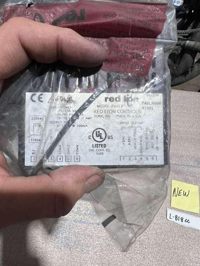 Used RED LION CONTROLS PAXLR000 115/230VAC NEW OPEN BOX STK L818CC