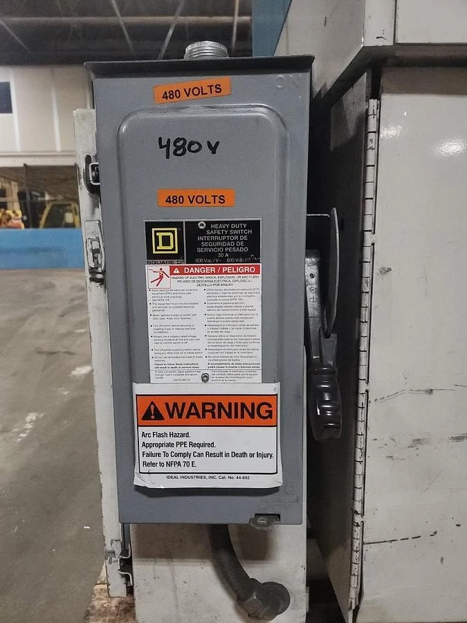 Used 120" WIDE AUTOMATIC HANDLING MODEL SHARK-10 CORE CUTTER 3" CORES
