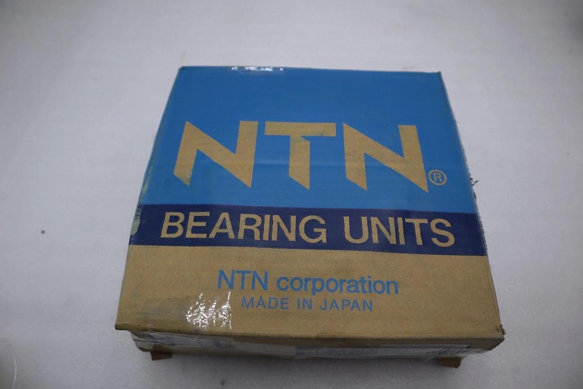 Used NEW IN BOX UKFC213D1 NTN Ball Bearing Flange Unit STOCK 817D